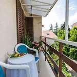 Hundefreundliches Studio-apartment Nur 580 Meter Zum Mit Parkplatz