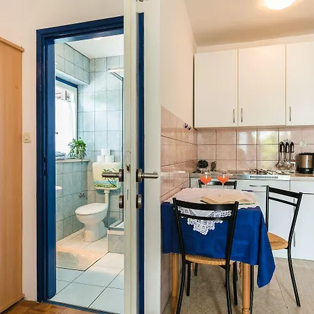 Hundefreundliches Studio-apartment Nur 580 Meter Zum Mit Parkplatz