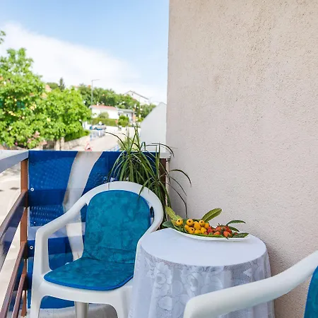 Hundefreundliches Studio-apartment Nur 580 Meter Zum Mit Parkplatz Selce