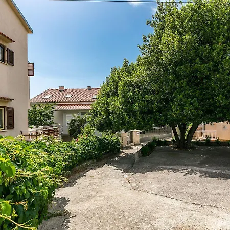 Hundefreundliches Studio-apartment Nur 580 Meter Zum Mit Parkplatz Apartment *