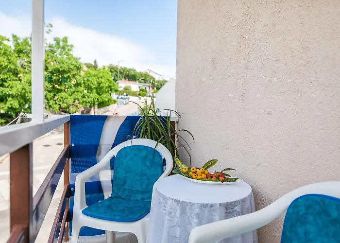 Hundefreundliches Studio-apartment Nur 580 Meter Zum Mit Parkplatz Selce