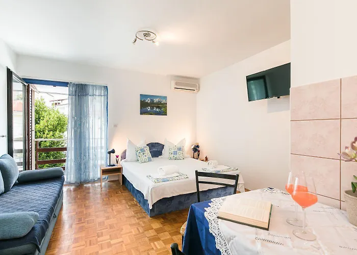 Hundefreundliches Studio-apartment Nur 580 Meter Zum Mit Parkplatz Selce